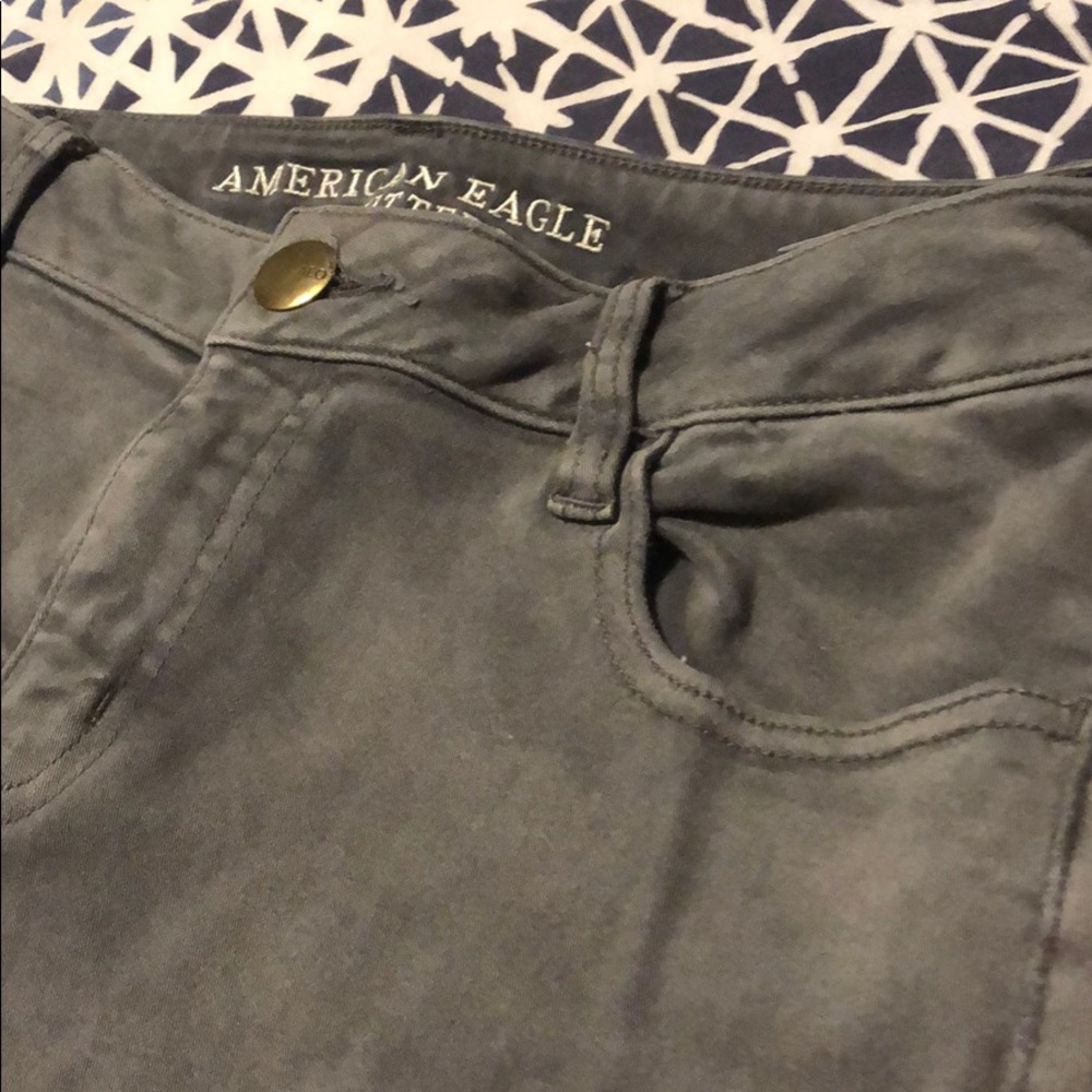 Grey American eagle Jeggings! Super comfortable.